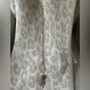 Authentic Kendra Scott Rayne necklace